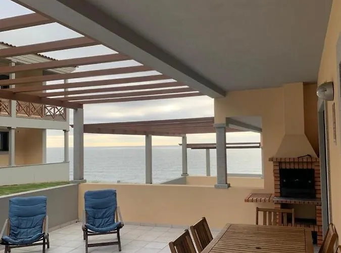 Sunset House With Seaview & Terrace By Vacationy Leiria