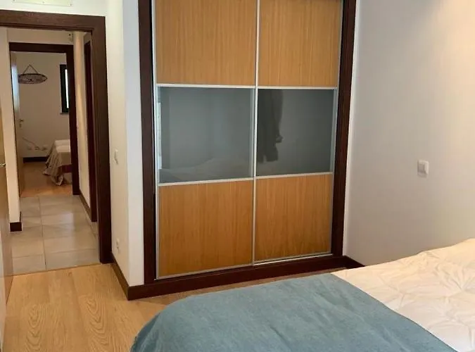 Sunset House With Seaview & Terrace By Vacationy Leiria