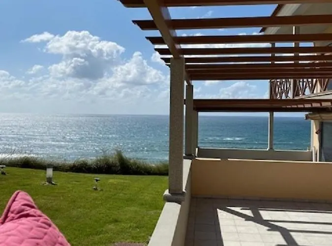 Appartamento Sunset House With Seaview & Terrace By Vacationy *